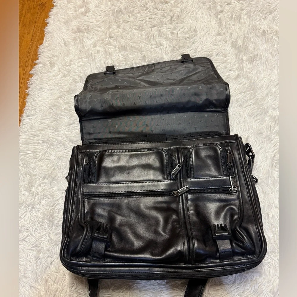 TUMI Alpha Expandable Leather Briefcase Attaché Case 96171D4